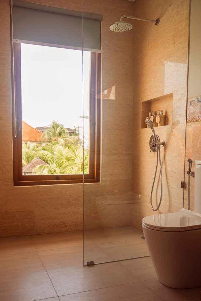 BATHROOM 002 - DEWI SRI VILLA